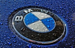 Логотип BMW: аристократия или пропеллер?