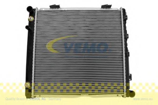 VEMO V30601305 Радіатор, охолодження двигуна