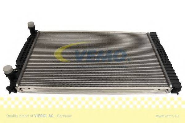 VEMO V15605046 Радіатор, охолодження двигуна