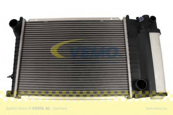 VEMO V20601500 Радіатор, охолодження двигуна